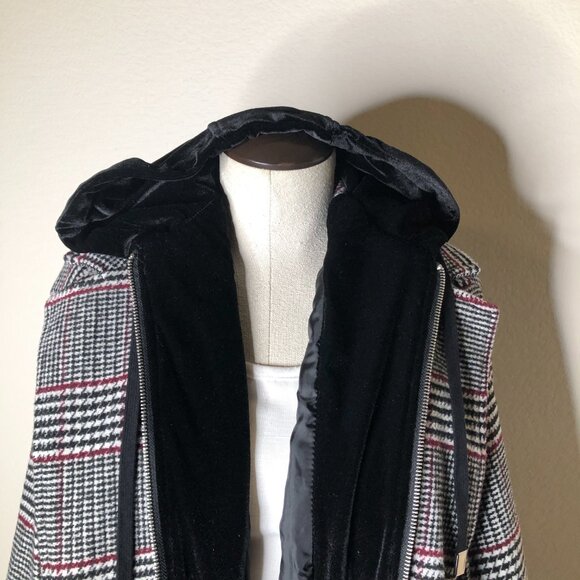 Gorgeous, Like New "Venus" Ladies Coat/ XL - Picture 4 of 7